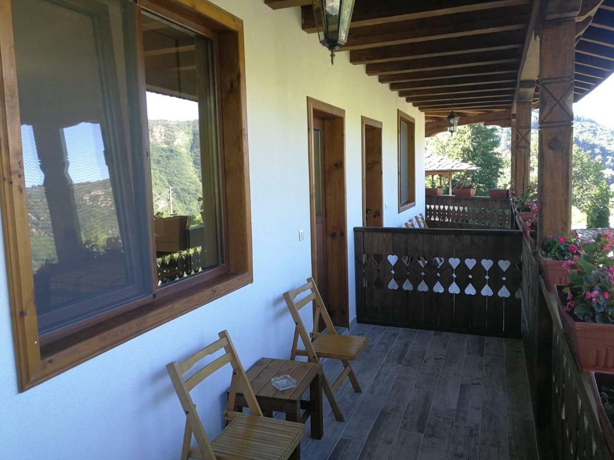 Слънчевата Къща Hotel Kovacevica Ngoại thất bức ảnh